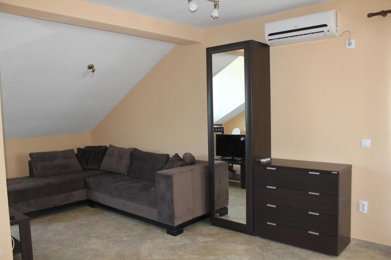 Villa Malina New Tivat Exteriör bild