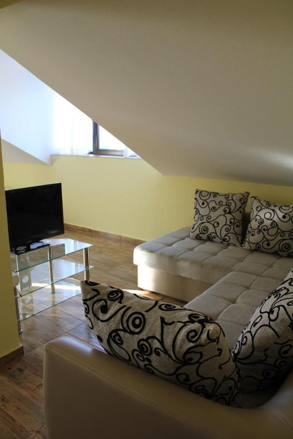 Villa Malina New Tivat Exteriör bild