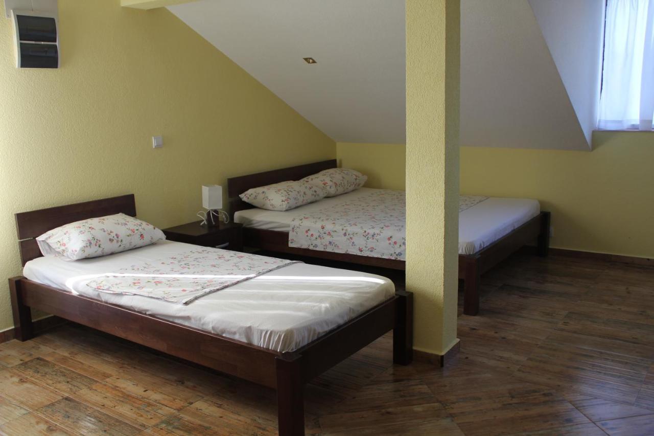 Villa Malina New Tivat Exteriör bild