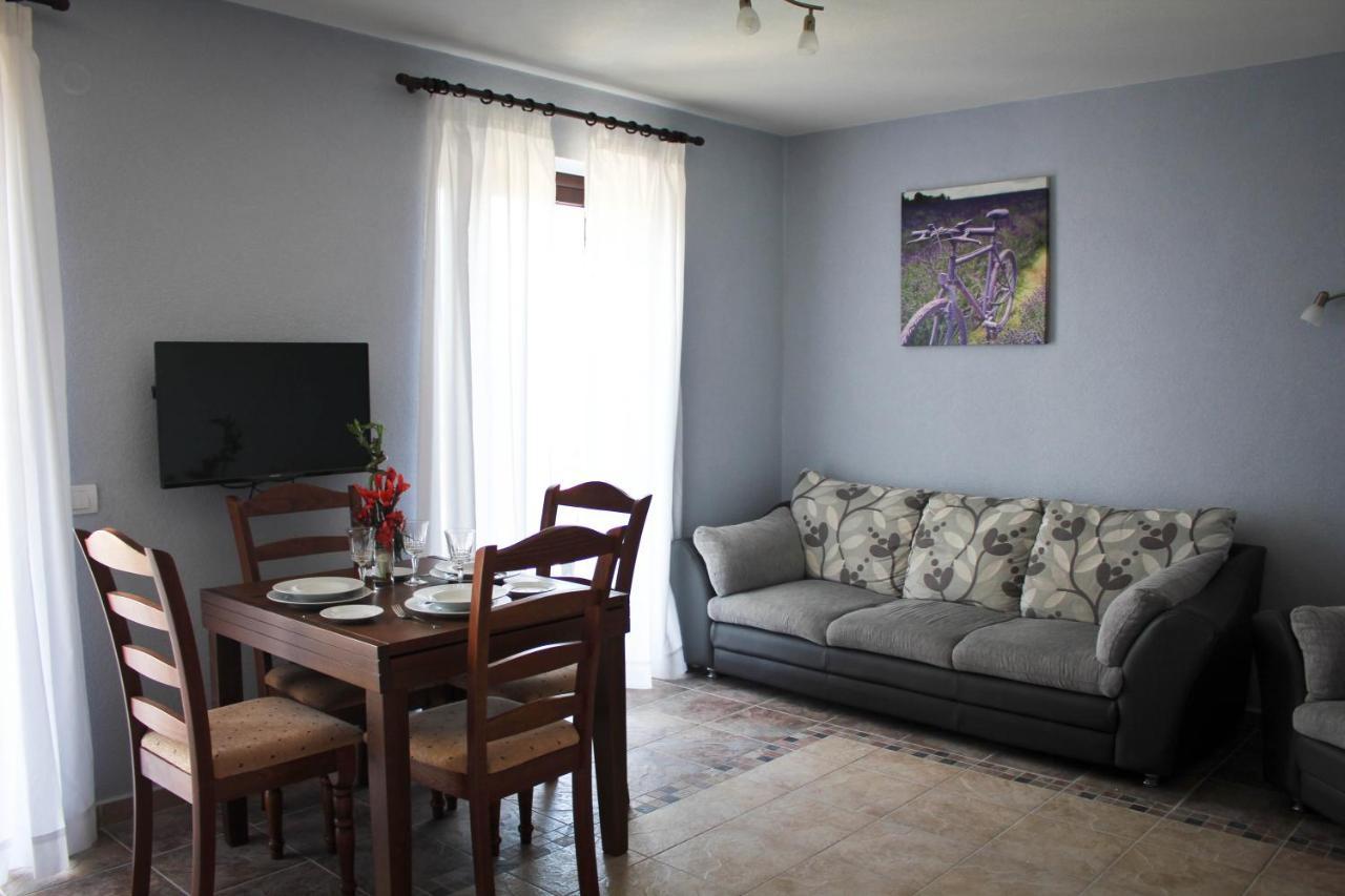 Villa Malina New Tivat Exteriör bild