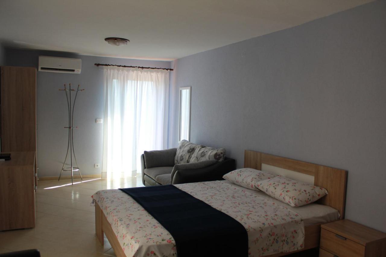 Villa Malina New Tivat Exteriör bild